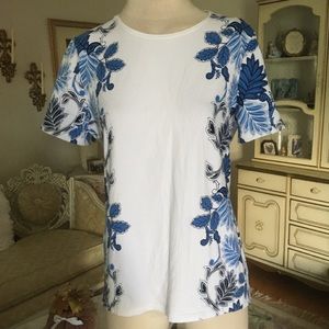 Talbots great condition white/blue tee Size L